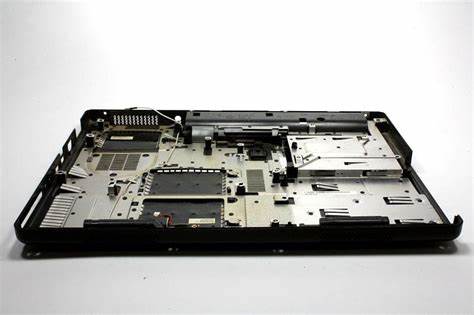 New Dell OEM Inspiron 1318 Laptop Base Bottom Cover Assembly - R100F-FKA